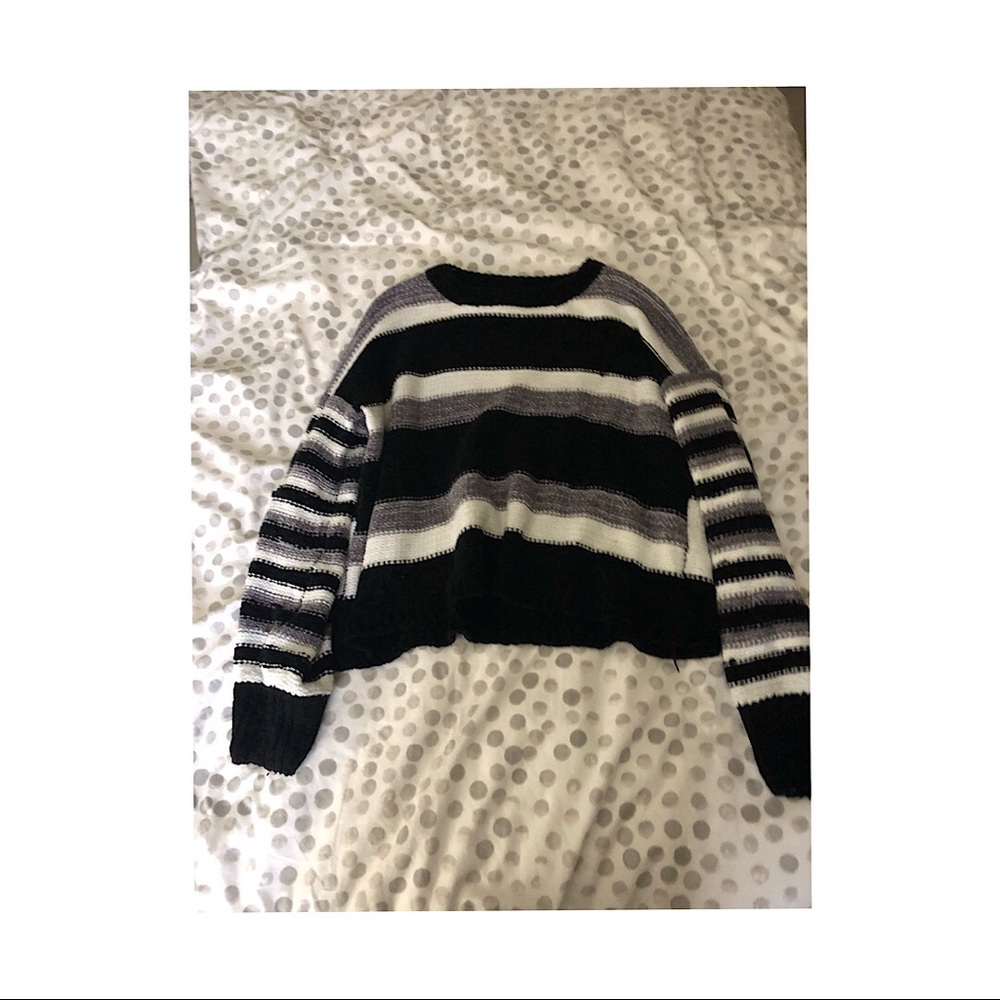 WOVEN HEART - black, grey, and white sweater